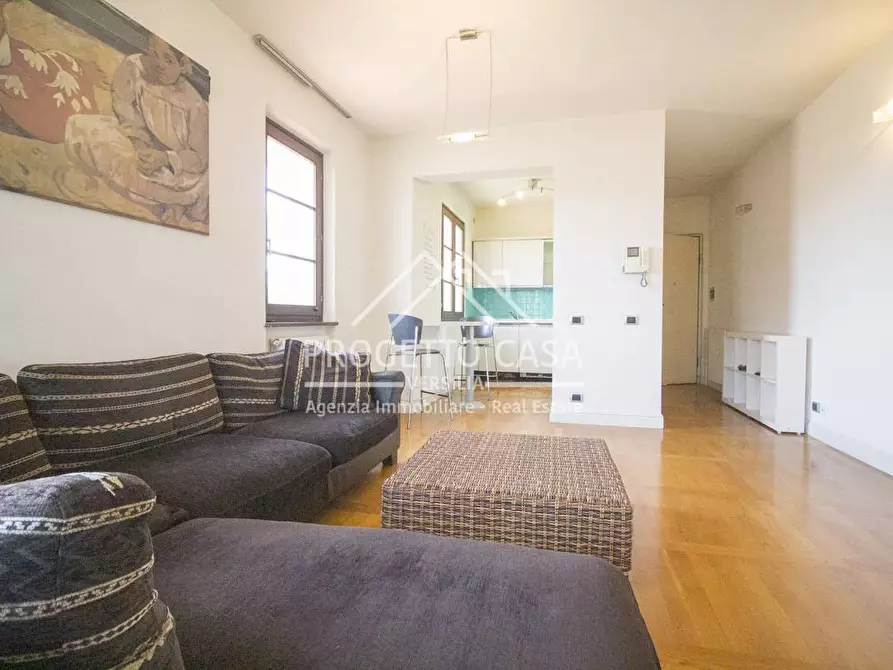 Immagine 2 di Appartamento in vendita  in VIA pitagora a Camaiore