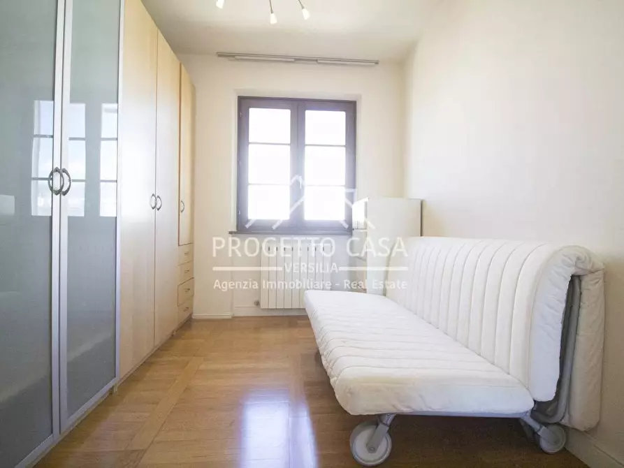 Immagine 19 di Appartamento in vendita  in VIA pitagora a Camaiore