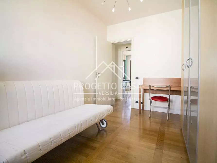 Immagine 22 di Appartamento in vendita  in VIA pitagora a Camaiore