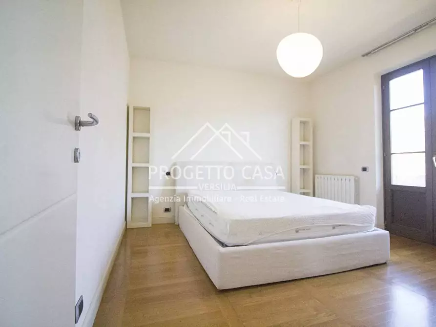 Immagine 33 di Appartamento in vendita  in VIA pitagora a Camaiore