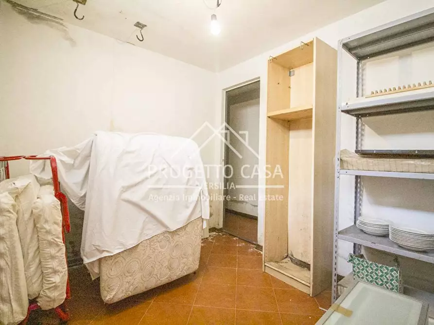 Immagine 39 di Appartamento in vendita  in VIA pitagora a Camaiore