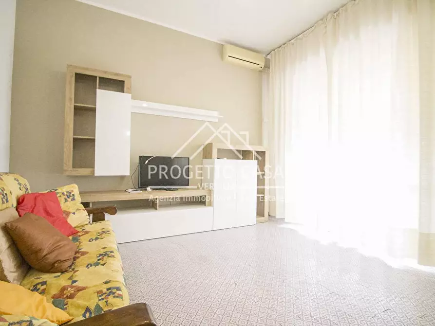 Immagine 3 di Appartamento in vendita  in VIA DON ENRICO TAZZOLI a Camaiore