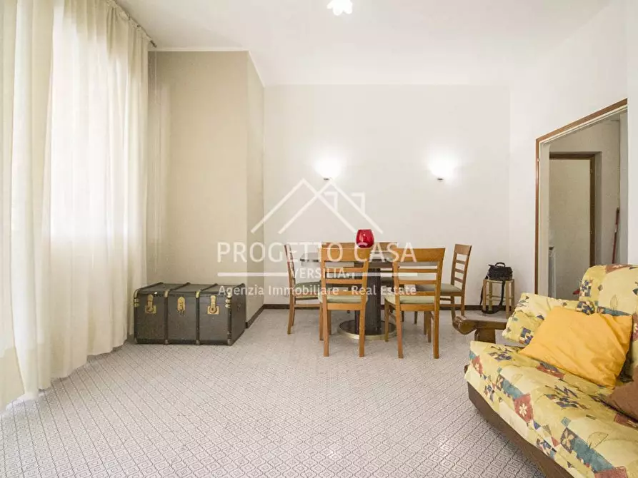 Immagine 8 di Appartamento in vendita  in VIA DON ENRICO TAZZOLI a Camaiore