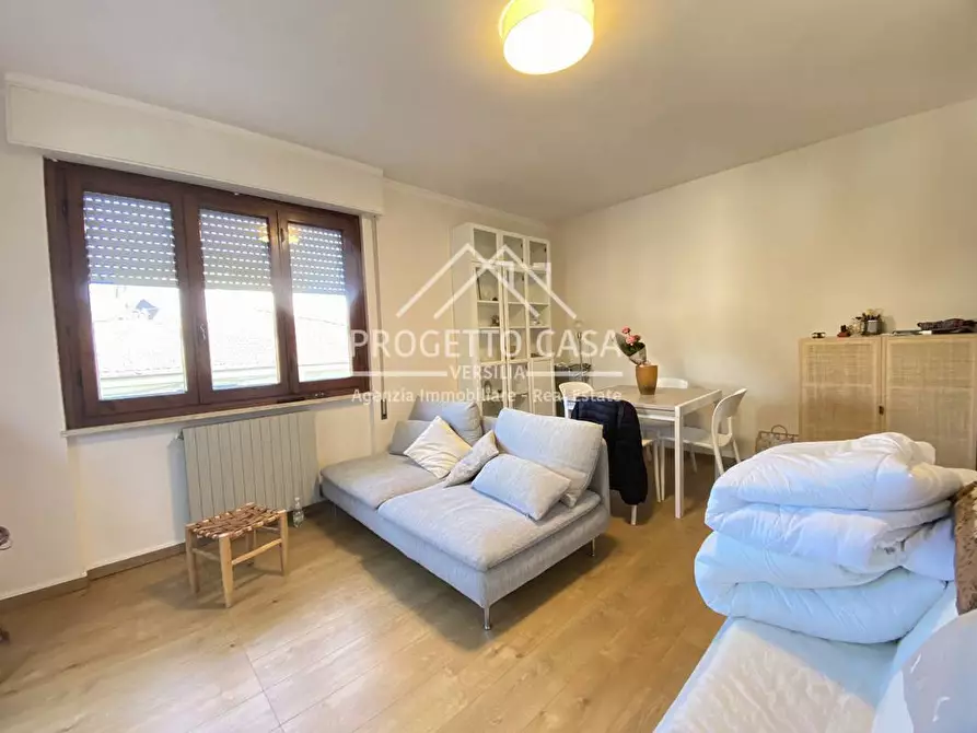 Immagine 5 di Appartamento in affitto  in VIA ADUA a Camaiore