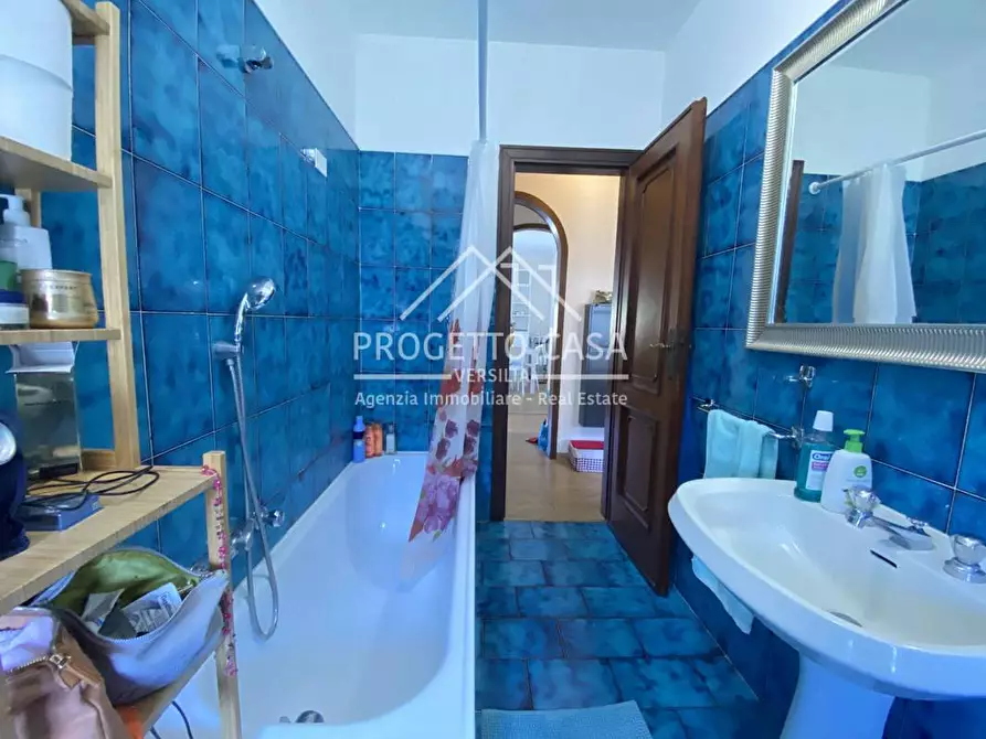 Immagine 13 di Appartamento in affitto  in VIA ADUA a Camaiore