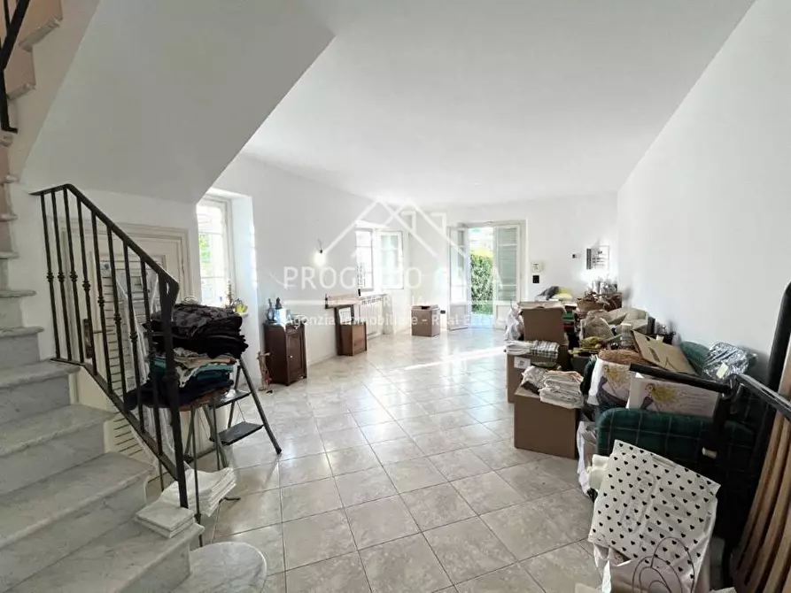 Immagine 11 di Casa indipendente in vendita  in via umberto maddalena a Pietrasanta