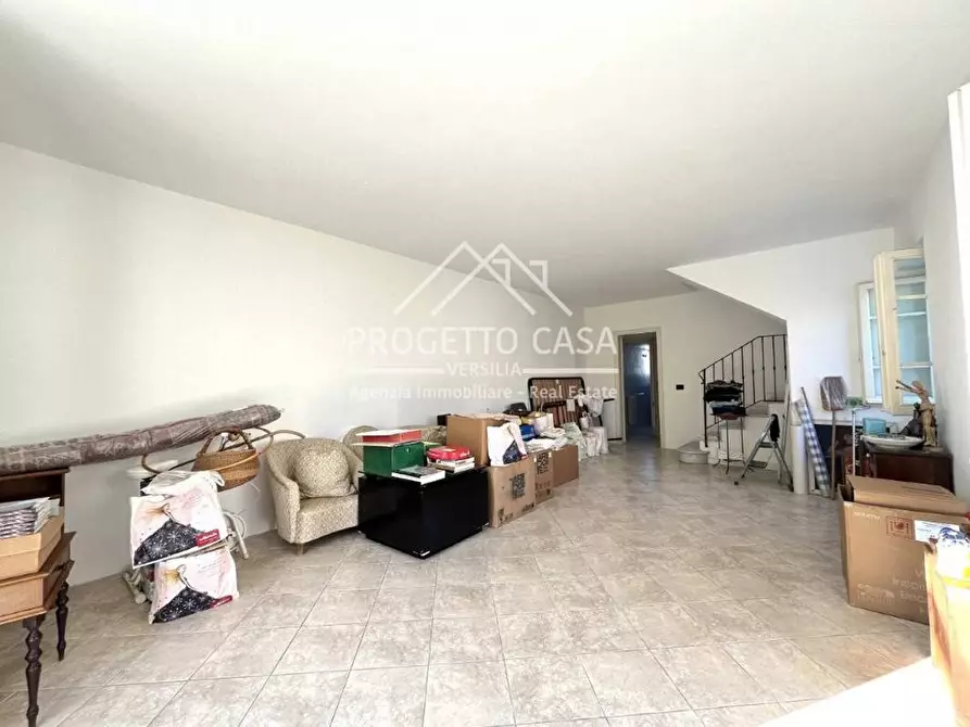 Immagine 12 di Casa indipendente in vendita  in via umberto maddalena a Pietrasanta