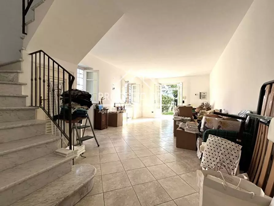 Immagine 15 di Casa indipendente in vendita  in via umberto maddalena a Pietrasanta