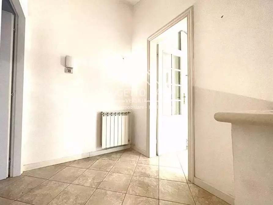 Immagine 20 di Casa indipendente in vendita  in via umberto maddalena a Pietrasanta