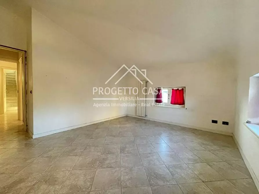 Immagine 21 di Casa indipendente in vendita  in via umberto maddalena a Pietrasanta