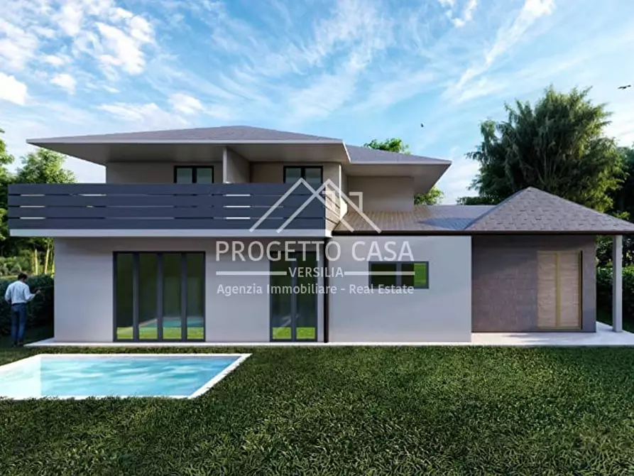 Immagine 15 di Casa indipendente in vendita  in VIA DEGLI OLMI a Camaiore