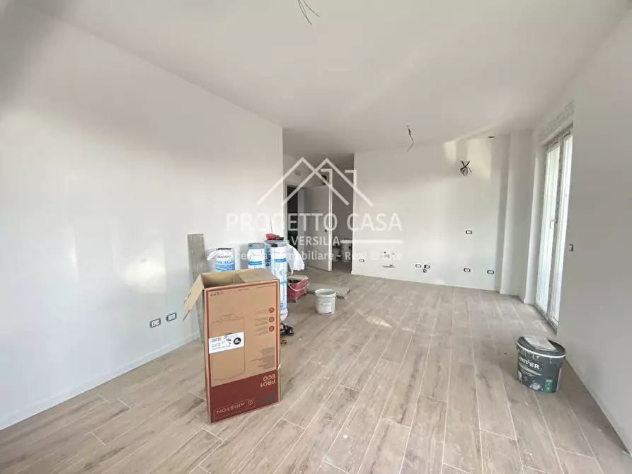 Immagine 4 di Appartamento in vendita  in VIA VITTORIO VENETO a Camaiore