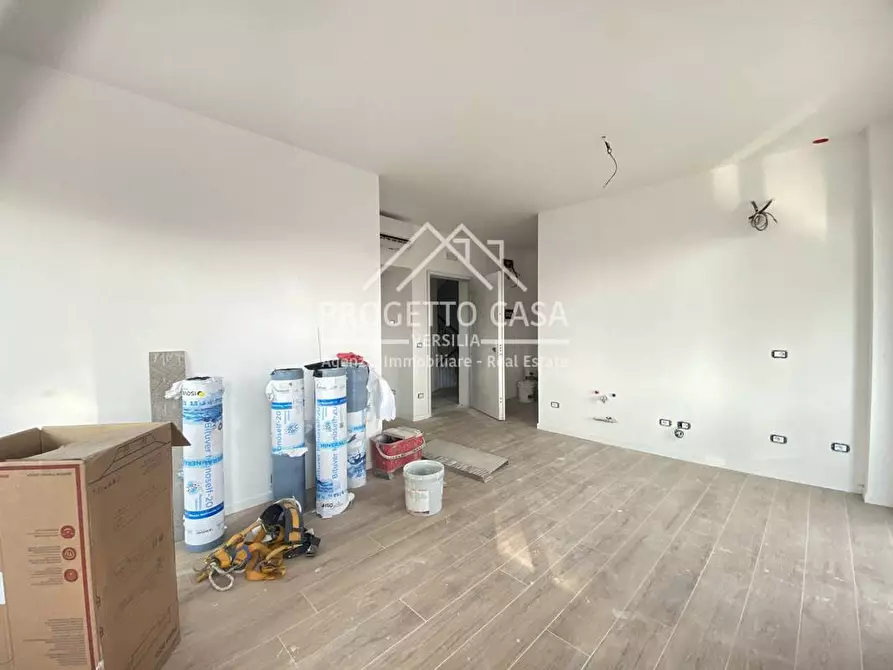 Immagine 6 di Appartamento in vendita  in VIA VITTORIO VENETO a Camaiore