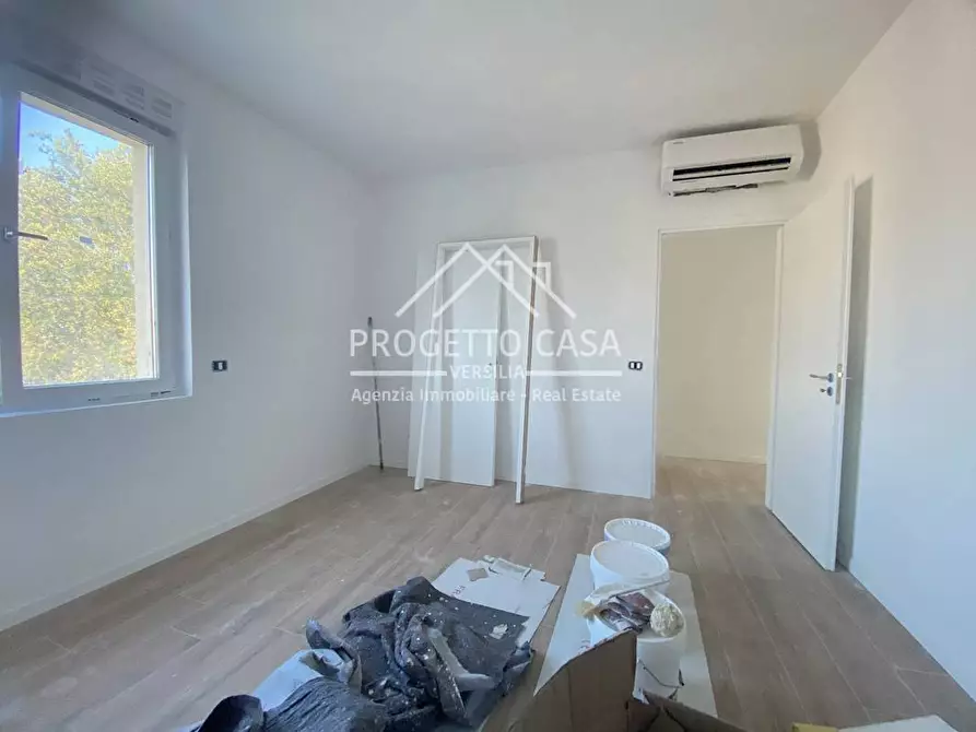 Immagine 16 di Appartamento in vendita  in VIA VITTORIO VENETO a Camaiore