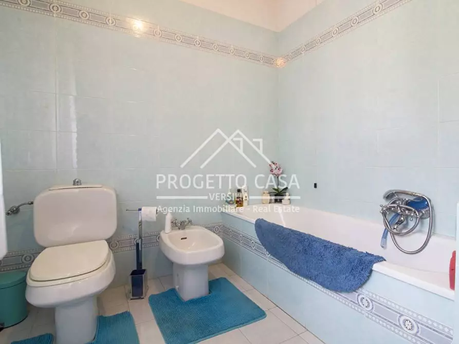 Immagine 20 di Casa indipendente in vendita  in Via 2 Giugno a Camaiore