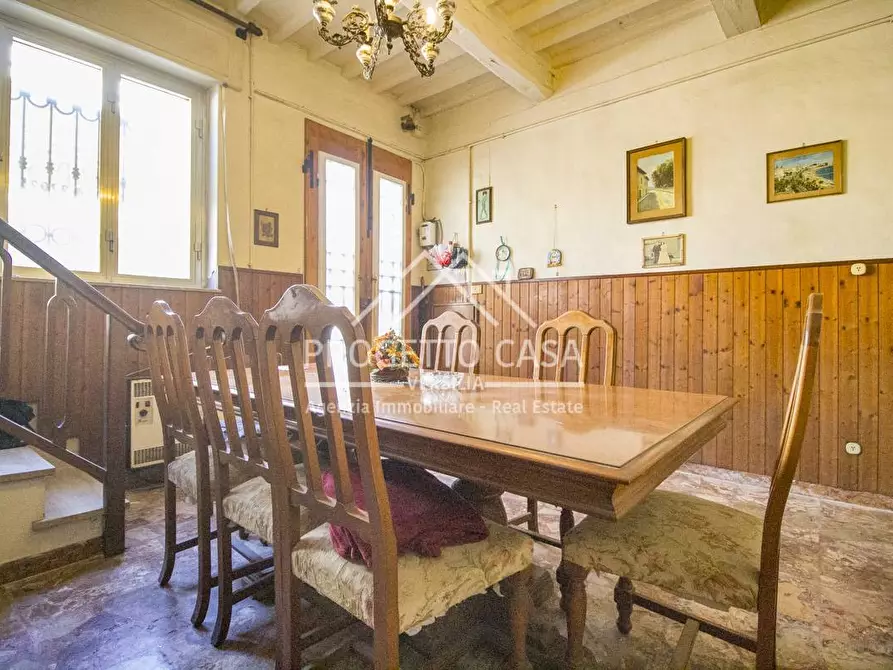 Immagine 5 di Casa indipendente in vendita  in VIA DEI LARICI a Viareggio