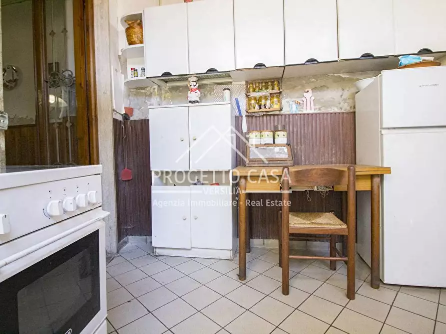 Immagine 18 di Casa indipendente in vendita  in VIA DEI LARICI a Viareggio