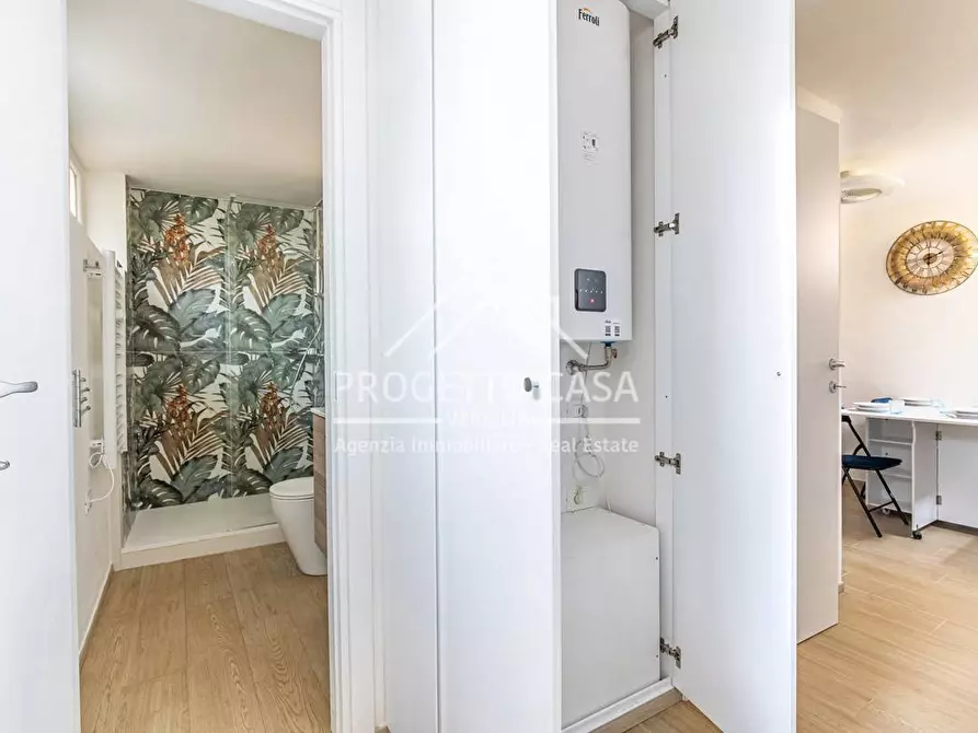 Immagine 6 di Appartamento in vendita  in VIA DELLE MAGNOLIE a Camaiore