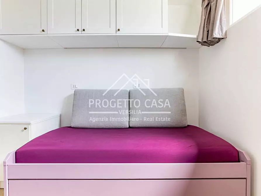 Immagine 9 di Appartamento in vendita  in VIA DELLE MAGNOLIE a Camaiore