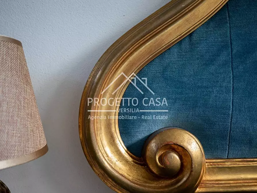 Immagine 14 di Appartamento in vendita  in VIA DELLE MAGNOLIE a Camaiore