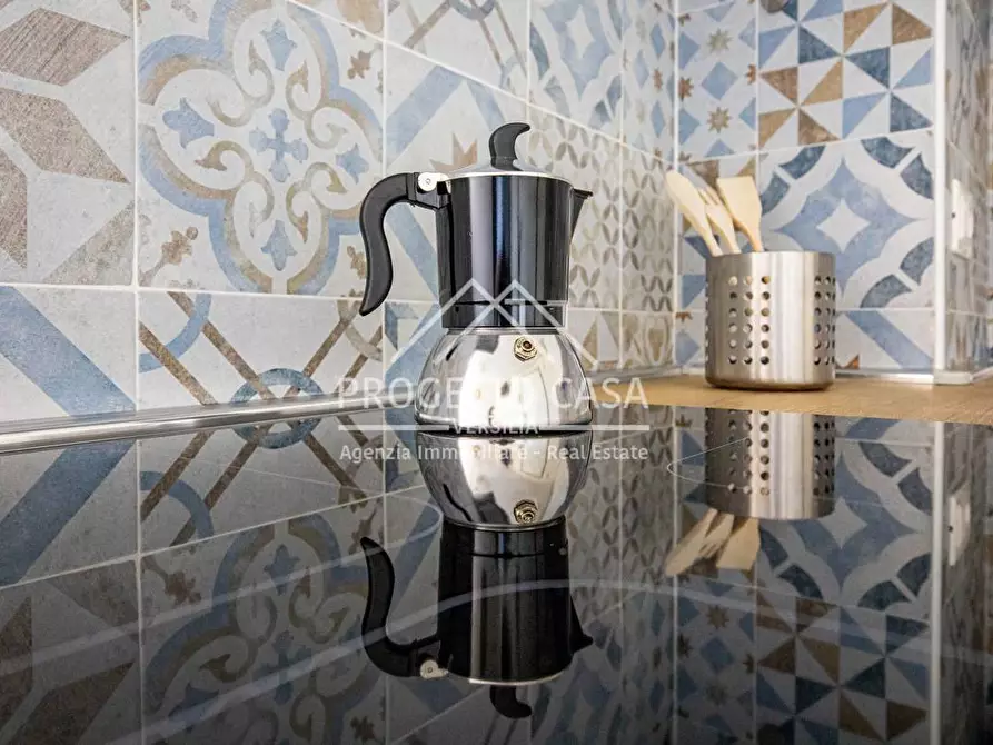 Immagine 19 di Appartamento in vendita  in VIA DELLE MAGNOLIE a Camaiore