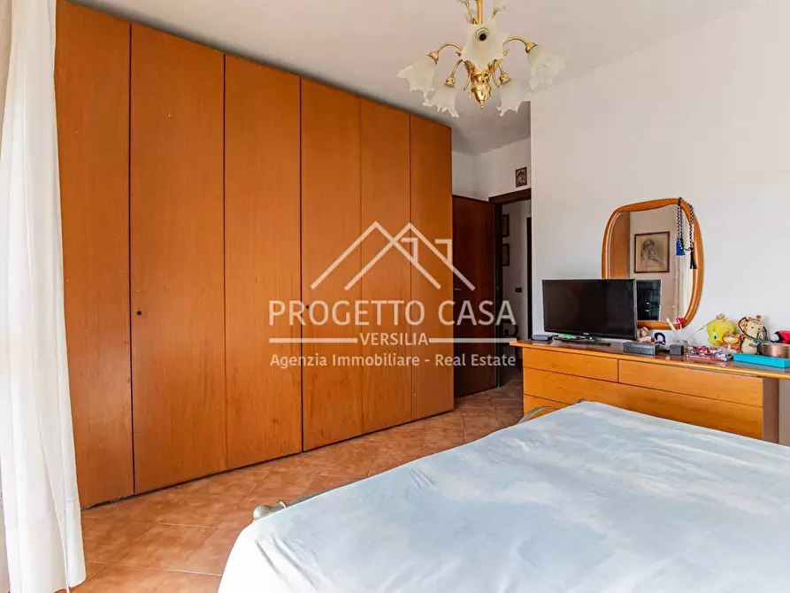 Immagine 12 di Appartamento in vendita  in VIA TARANTO a Viareggio