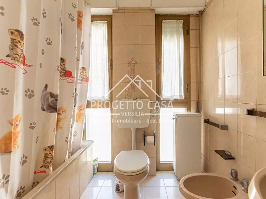 Immagine 13 di Appartamento in vendita  in VIA TARANTO a Viareggio