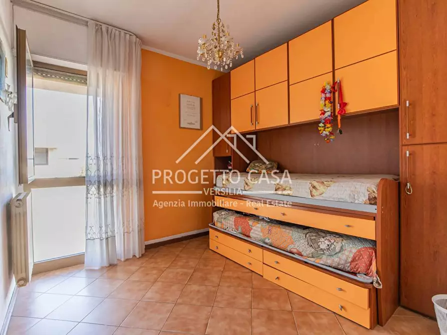 Immagine 16 di Appartamento in vendita  in VIA TARANTO a Viareggio