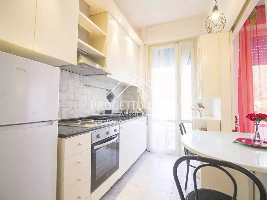 Immagine 12 di Appartamento in vendita  in VIA BEZZEGA a Viareggio