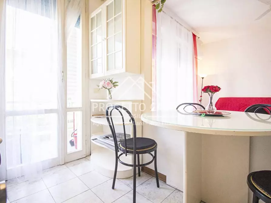 Immagine 16 di Appartamento in vendita  in VIA BEZZEGA a Viareggio