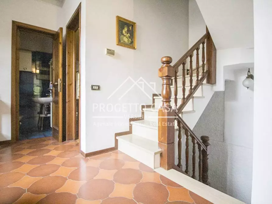Immagine 8 di Casa indipendente in vendita  in VIA BOHEME a Viareggio