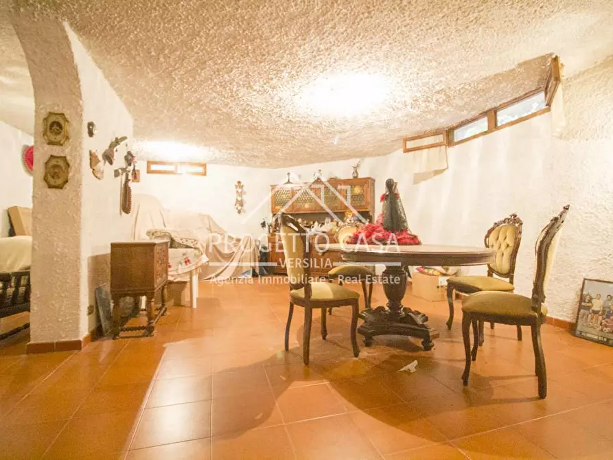 Immagine 30 di Casa indipendente in vendita  in VIA BOHEME a Viareggio