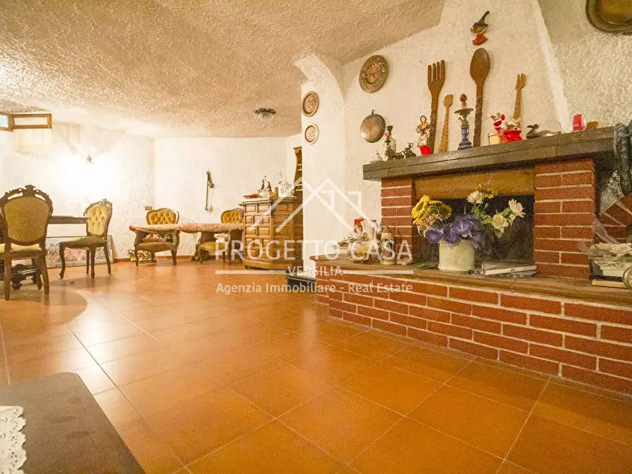 Immagine 33 di Casa indipendente in vendita  in VIA BOHEME a Viareggio