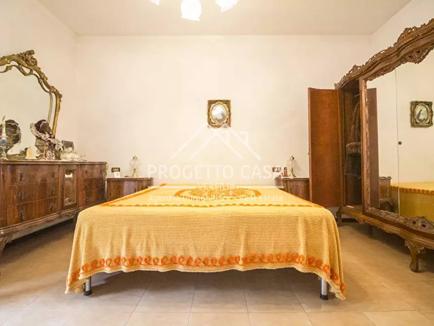 Immagine 34 di Casa indipendente in vendita  in VIA BOHEME a Viareggio