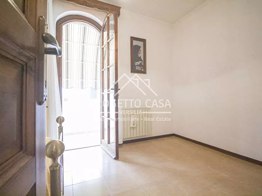 Immagine 43 di Casa indipendente in vendita  in VIA BOHEME a Viareggio