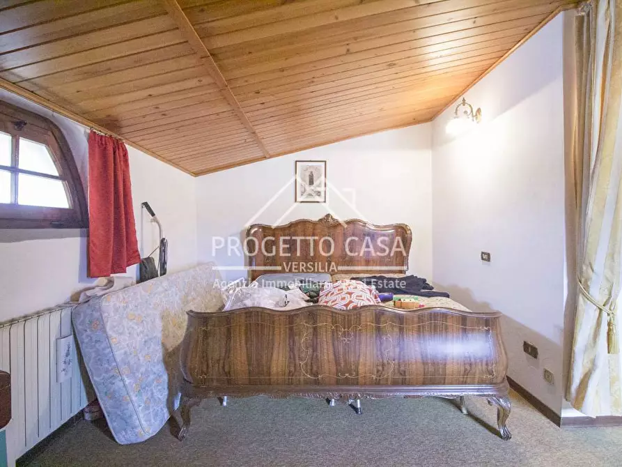 Immagine 47 di Casa indipendente in vendita  in VIA BOHEME a Viareggio