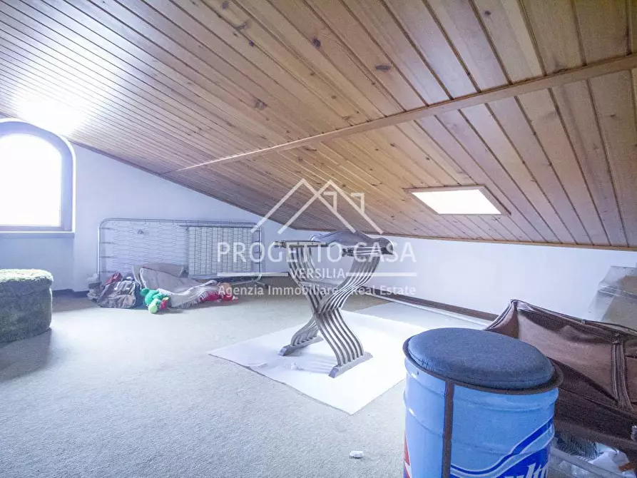 Immagine 51 di Casa indipendente in vendita  in VIA BOHEME a Viareggio