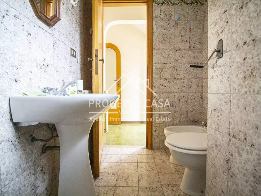 Immagine 18 di Casa indipendente in vendita  in VIA ARRIGHI a Viareggio