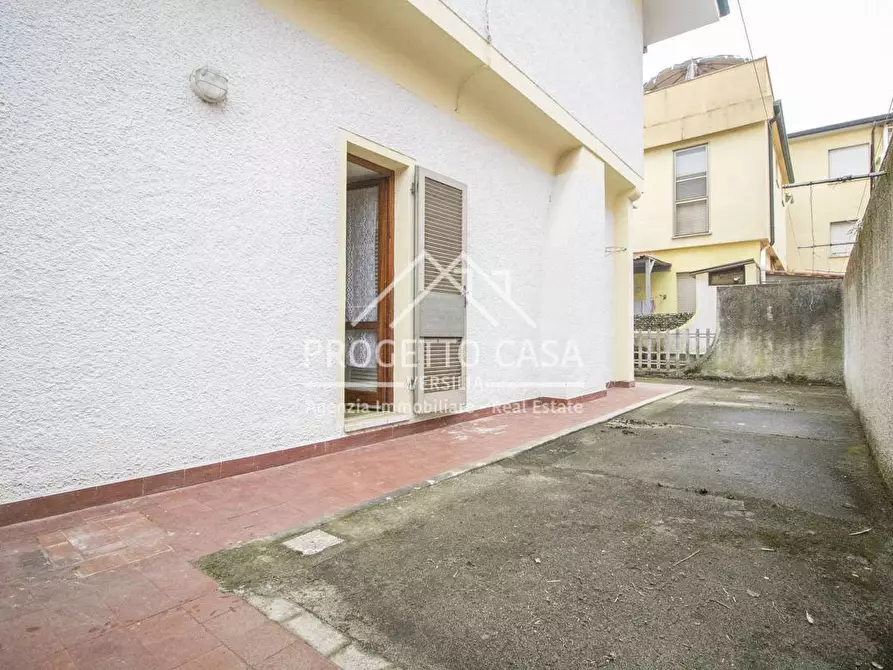 Immagine 50 di Casa indipendente in vendita  in VIA ARRIGHI a Viareggio