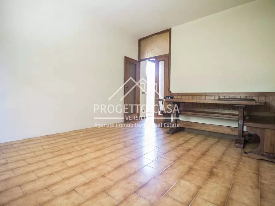 Immagine 4 di Appartamento in vendita  in VIA FRANCO ALFANO a Viareggio