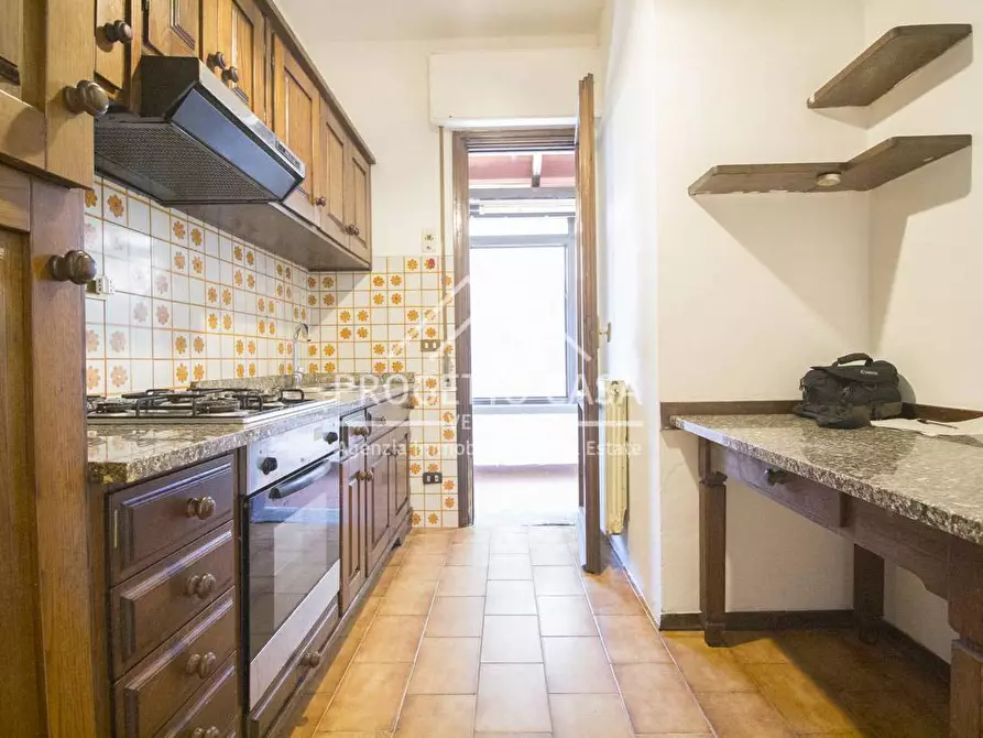 Immagine 7 di Appartamento in vendita  in VIA FRANCO ALFANO a Viareggio