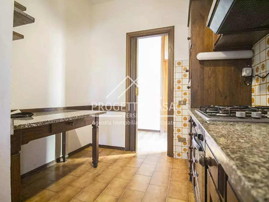 Immagine 13 di Appartamento in vendita  in VIA FRANCO ALFANO a Viareggio