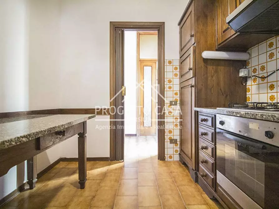 Immagine 14 di Appartamento in vendita  in VIA FRANCO ALFANO a Viareggio