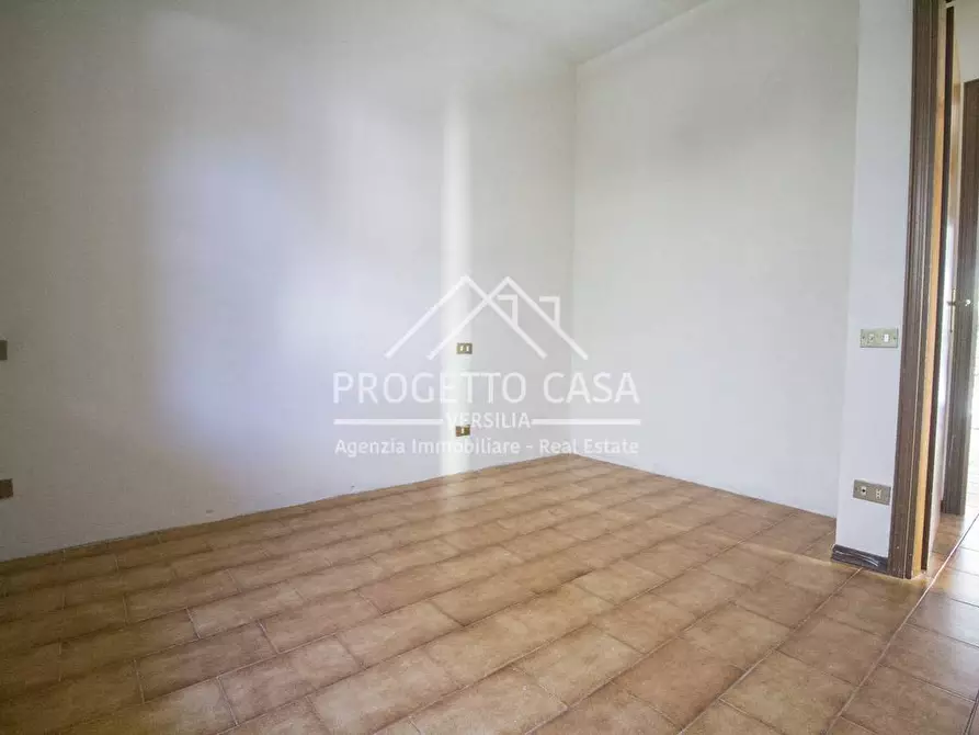 Immagine 16 di Appartamento in vendita  in VIA FRANCO ALFANO a Viareggio