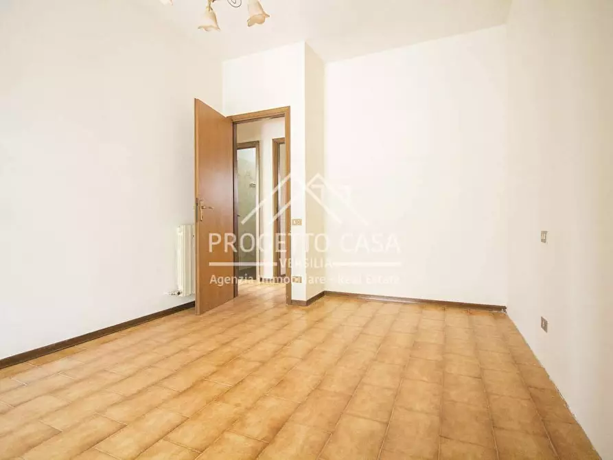 Immagine 22 di Appartamento in vendita  in VIA FRANCO ALFANO a Viareggio