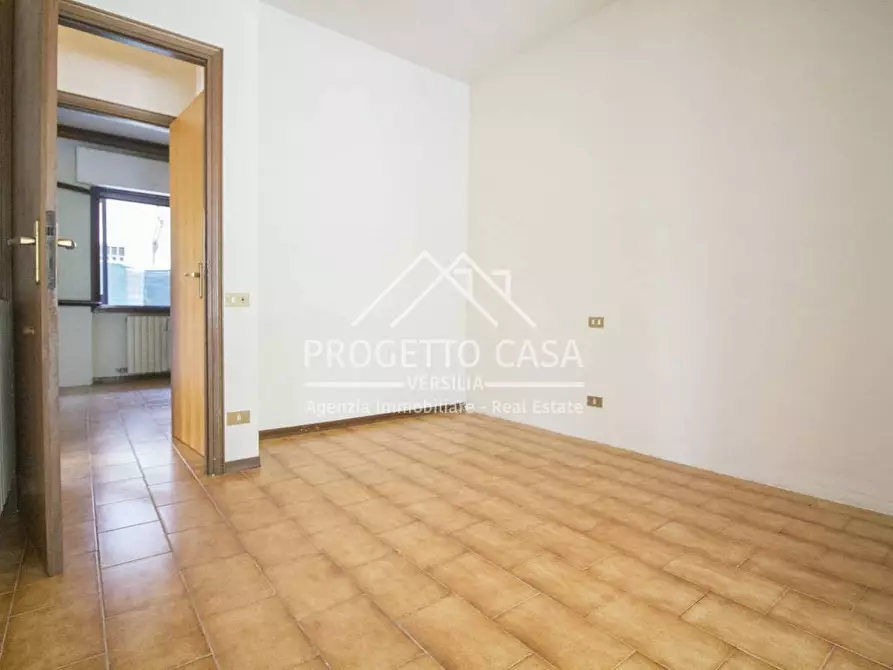 Immagine 24 di Appartamento in vendita  in VIA FRANCO ALFANO a Viareggio