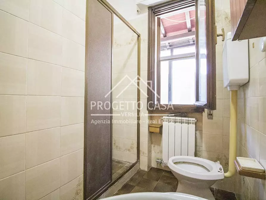 Immagine 28 di Appartamento in vendita  in VIA FRANCO ALFANO a Viareggio