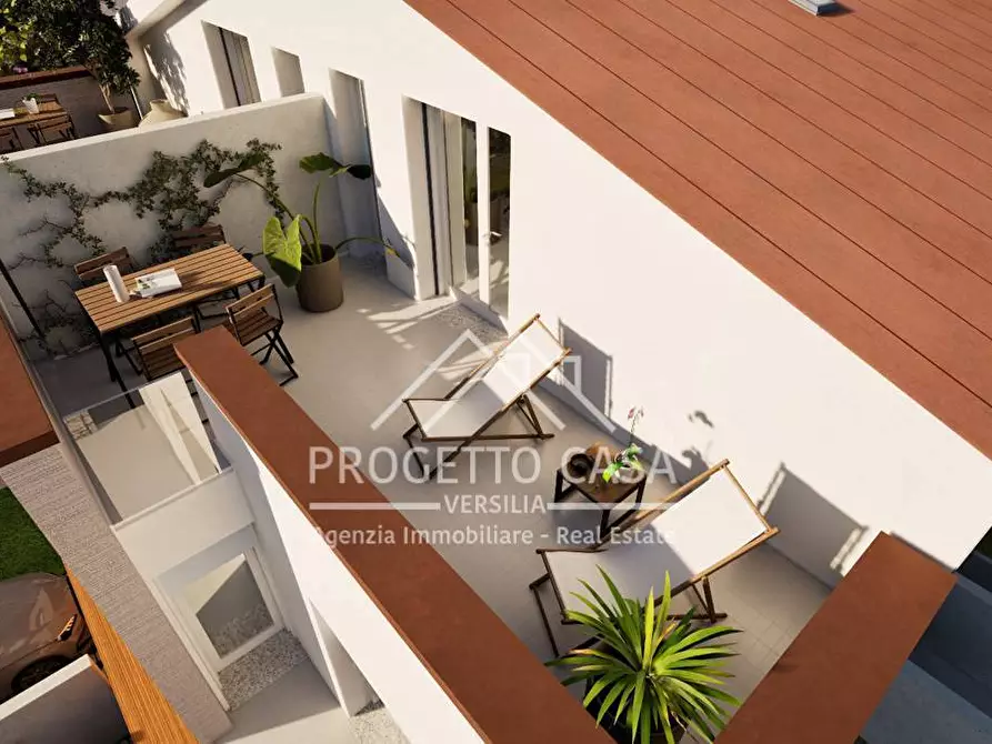 Immagine 12 di Casa indipendente in vendita  in VIA XXV LUGLIO a Viareggio