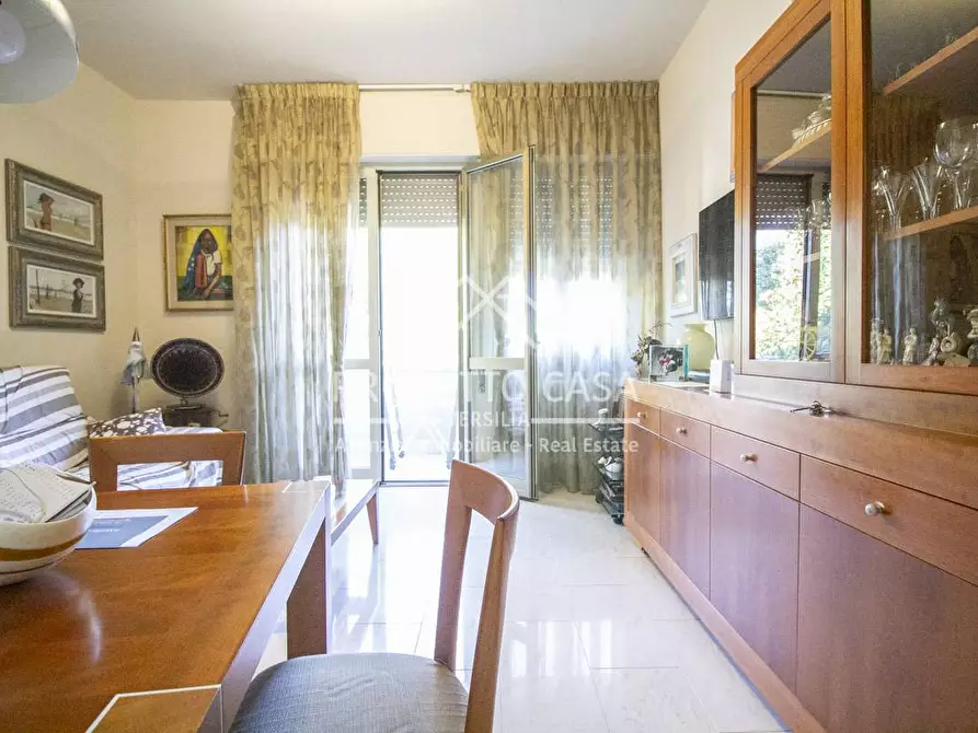 Immagine 3 di Appartamento in vendita  in VIA FORLI a Viareggio