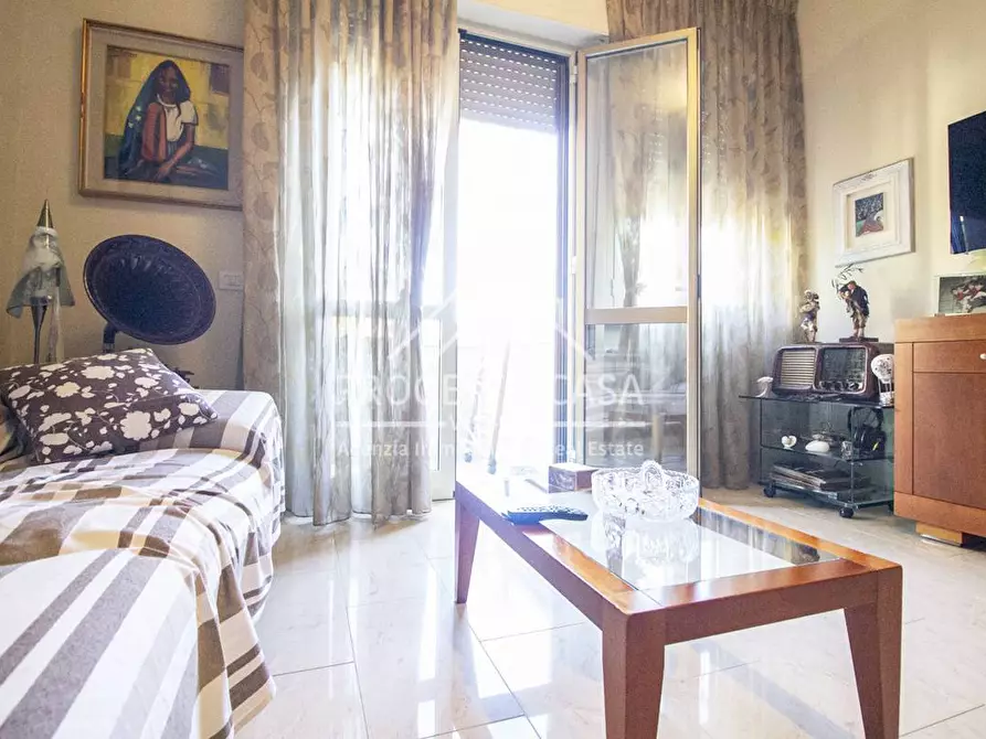 Immagine 5 di Appartamento in vendita  in VIA FORLI a Viareggio